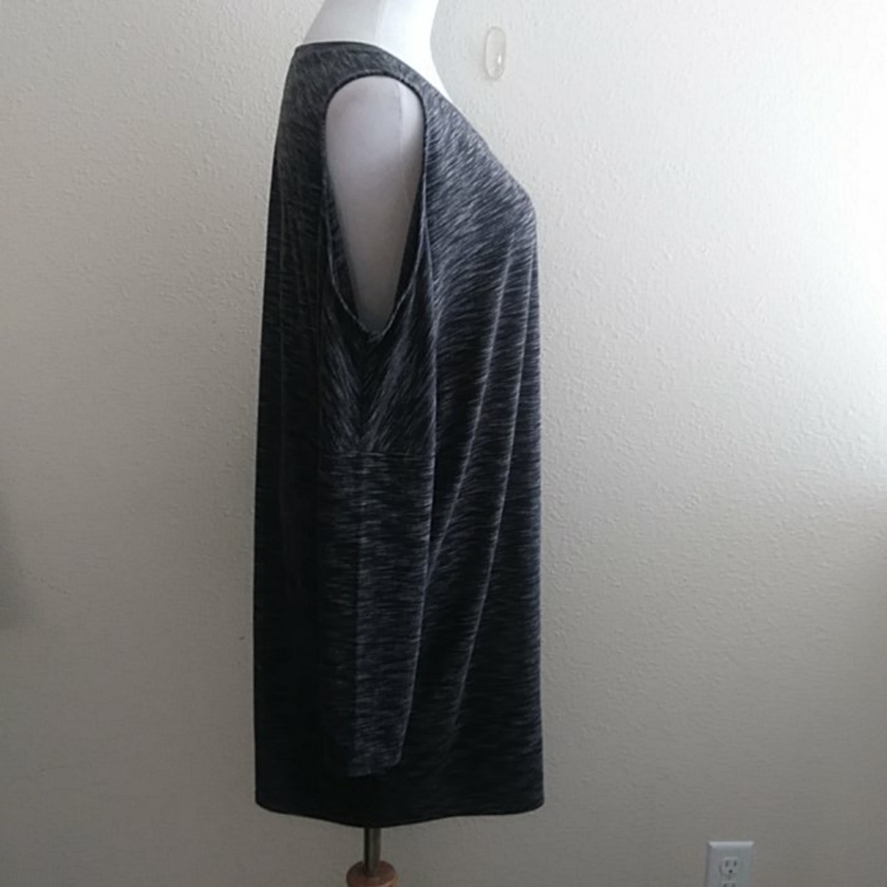 ✨Express Cold Shoulder - Picture 4 of 7